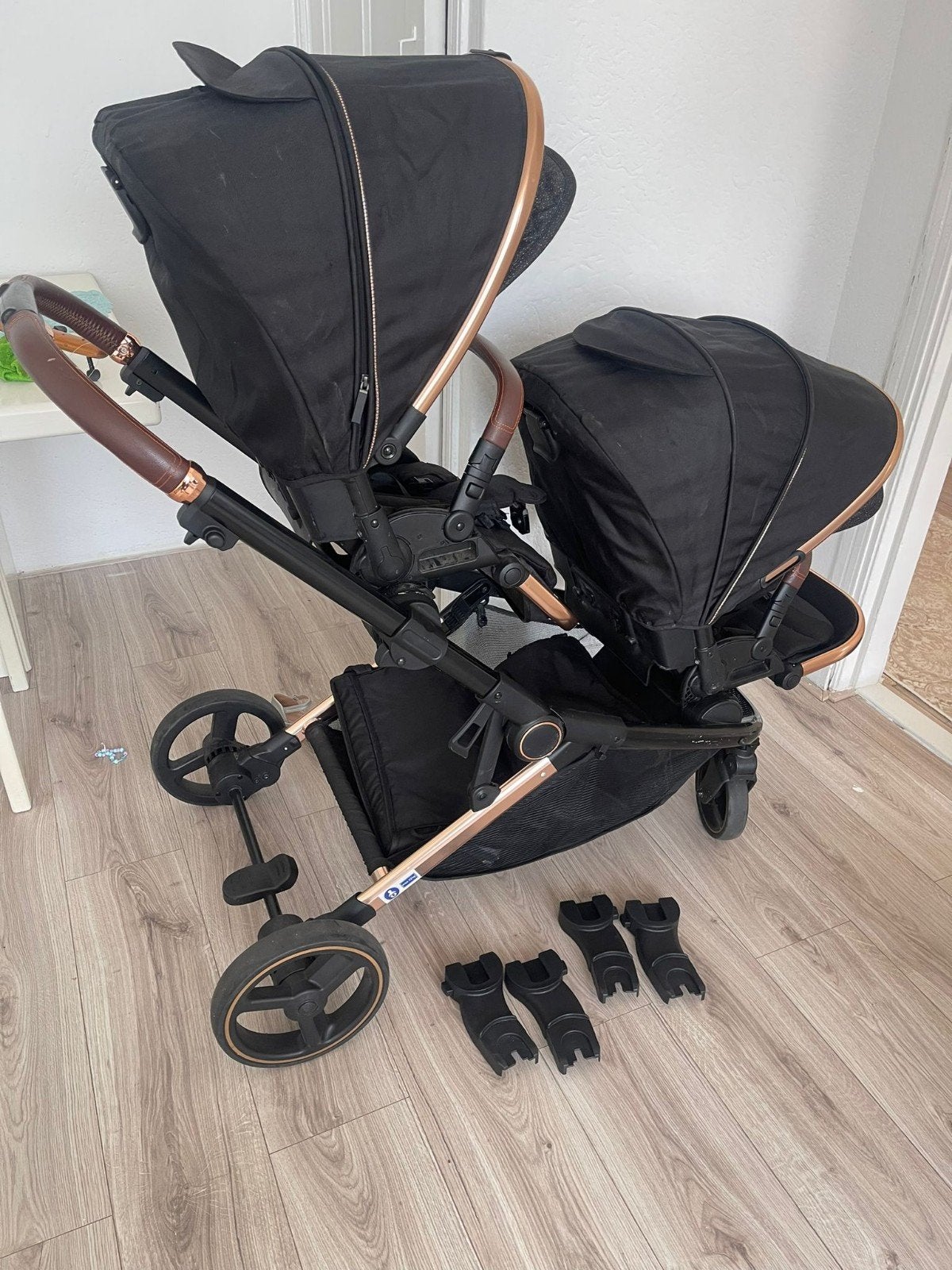 Kinderwagen Duowagen Zwart/Koper - Zo goed als nieuw, Kinderen en Baby's, Kinderwagens en Combinaties, Duowagen, Ophalen of Verzenden