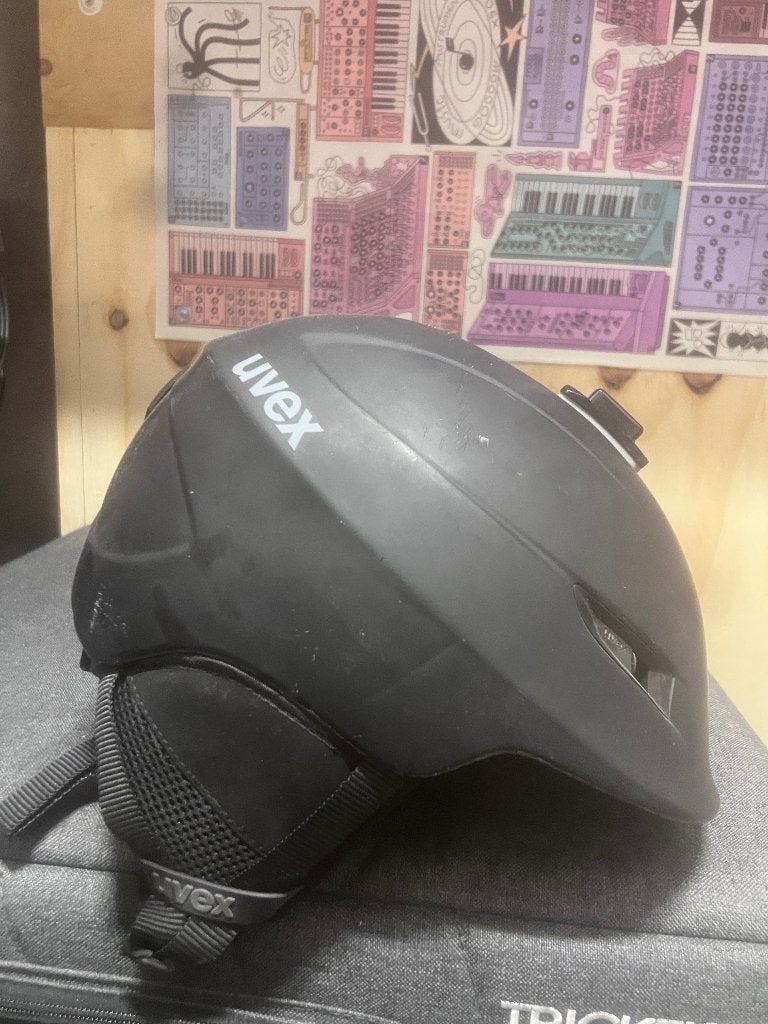 Foto 4 van Uvex skihelm - Zwart - Gebruikt