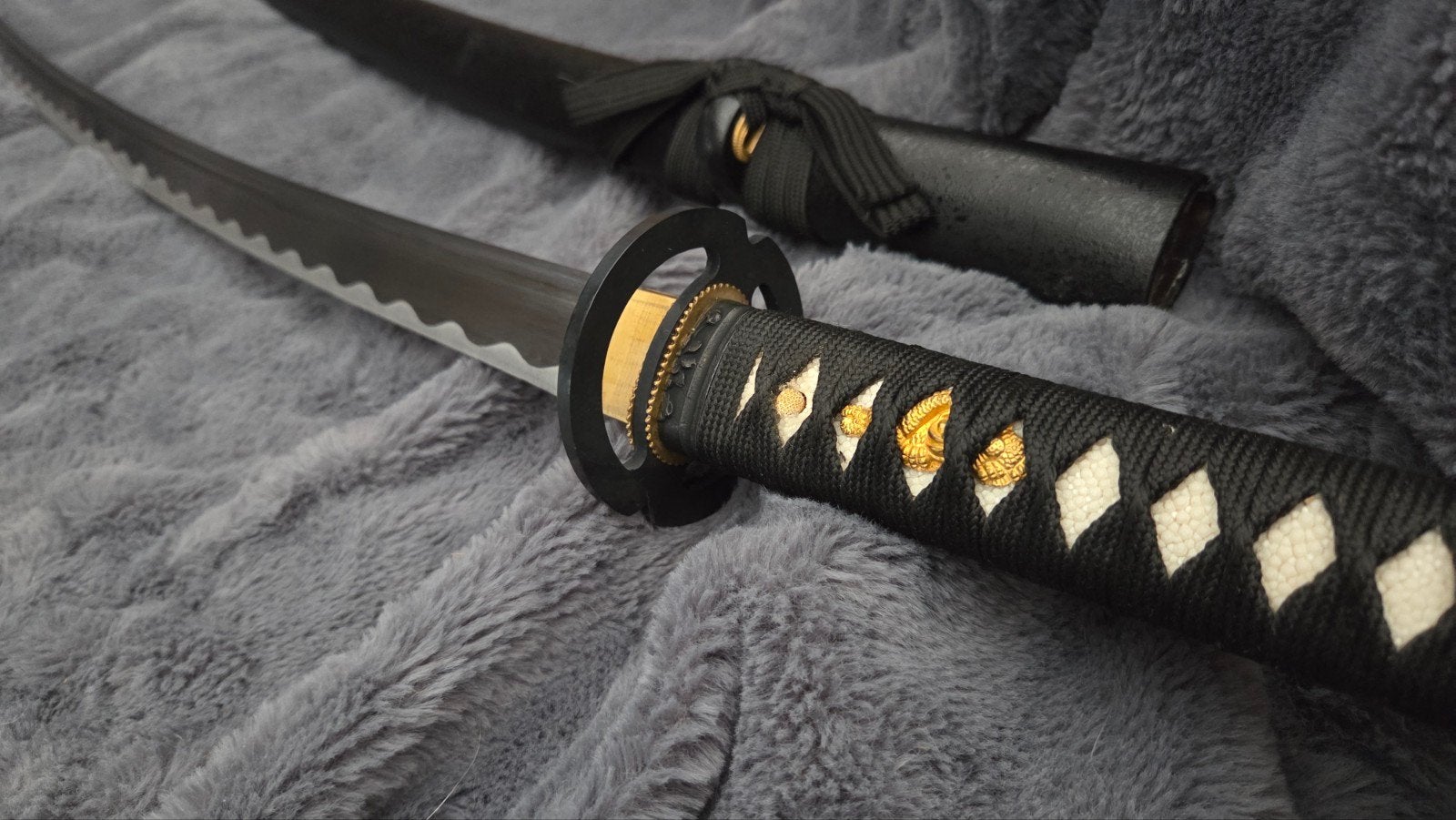 Scherp katana zwaard, samurai zwaarden, sabel, mes, dolk

Sc, Ophalen of Verzenden, Overige soorten, Azië, Zwaard of Sabel