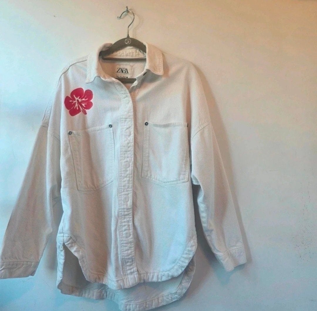 Zara Oversized Denim Overshirt S – Handgeschilderde Bloem Un, Ophalen of Verzenden, Rood