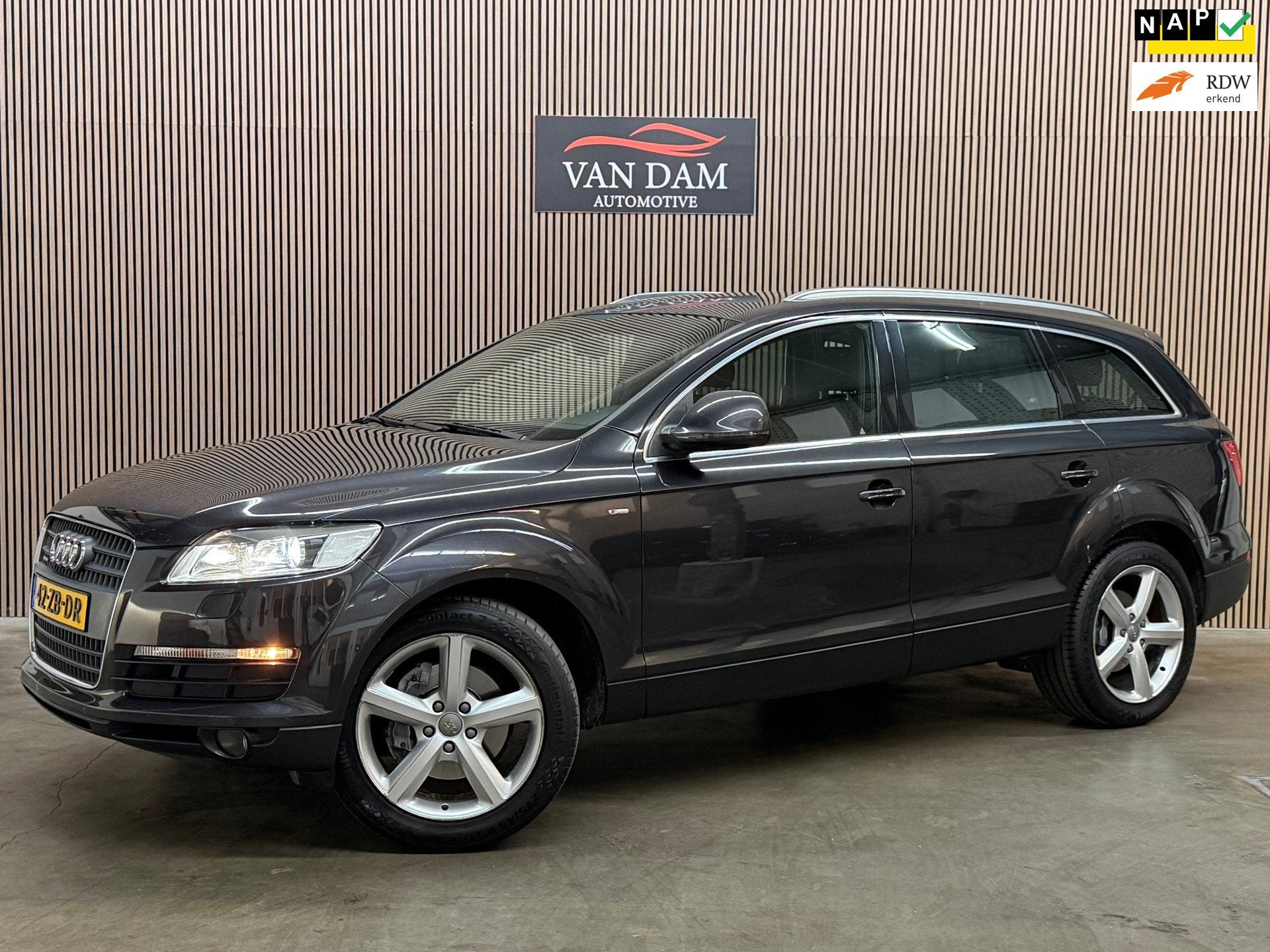 Audi Q7 3.6 FSI quattro Pro Line+ 7PER. 2007 NAP LEDER CAMER, Auto's, Automaat, Gebruikt, Zwart, 2210 kg
