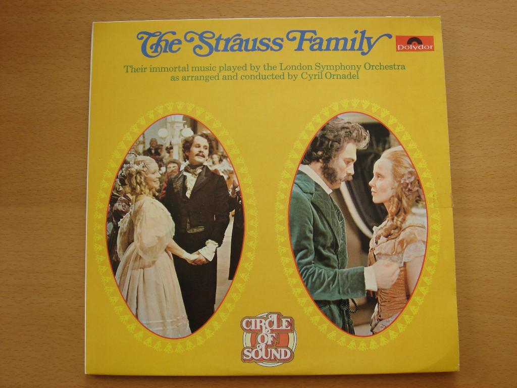 Dubbelalbum The Strauss Family Circle of Sound, Cd's en Dvd's, Gebruikt, Overige typen, Ophalen of Verzenden, Dubbel-LP