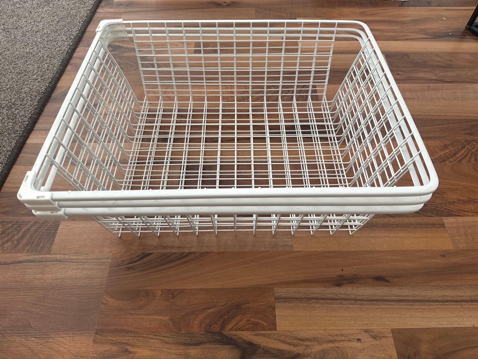 Wit metalen draadmand ikea kast, Gebruikt, Mand, Ophalen of Verzenden, Metaal