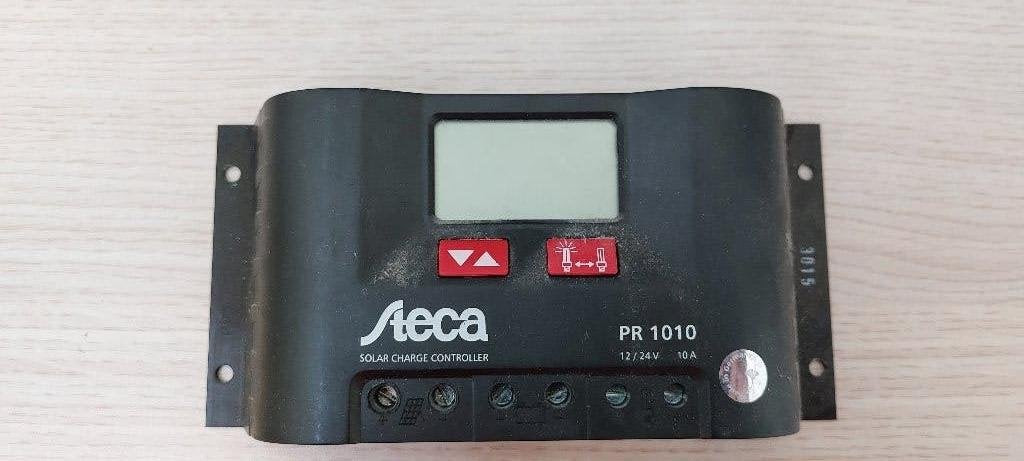 Steca PR 1010 solar laadregelaar voor 12v en 24 v, Ophalen of Verzenden, Gebruikt