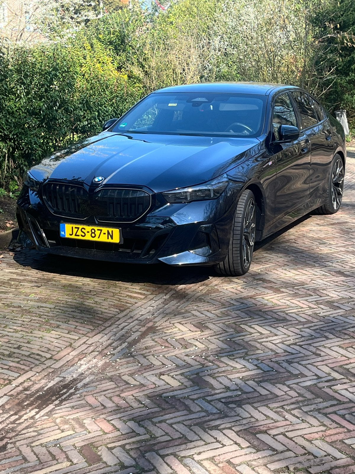 BMW 5-Serie 520i 190pk Aut 2024 Zwart, Automaat, 1998 cc, Achterwielaandrijving, 2000 kg