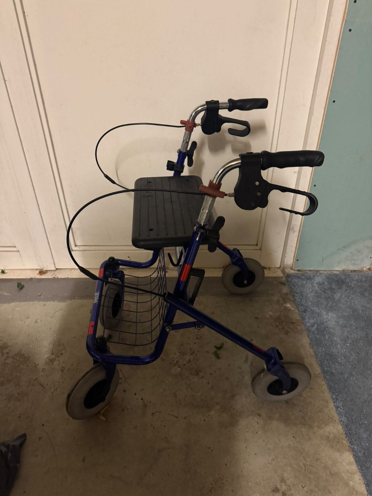 Rollator Provo, blauw, inklapbaar, Diversen, Ophalen, Opvouwbaar, Gebruikt