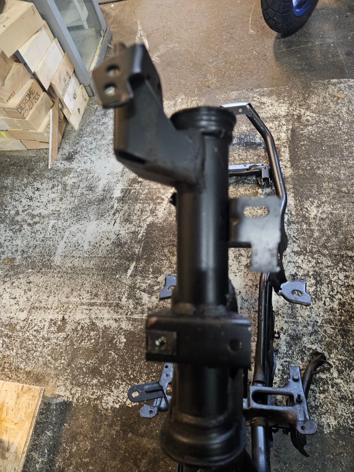 Aprilia SR Piaggio frame met geel kenteken., Ophalen, Gebruikt, Frame, Aprilia