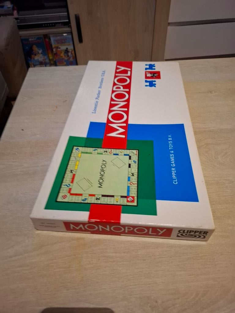 Monopoly Bordspel - Vintage Clipper Games Editie, Gebruikt, Parker Brothers, Vijf spelers of meer, Niet gespecificeerd, licentiehouder in de VS