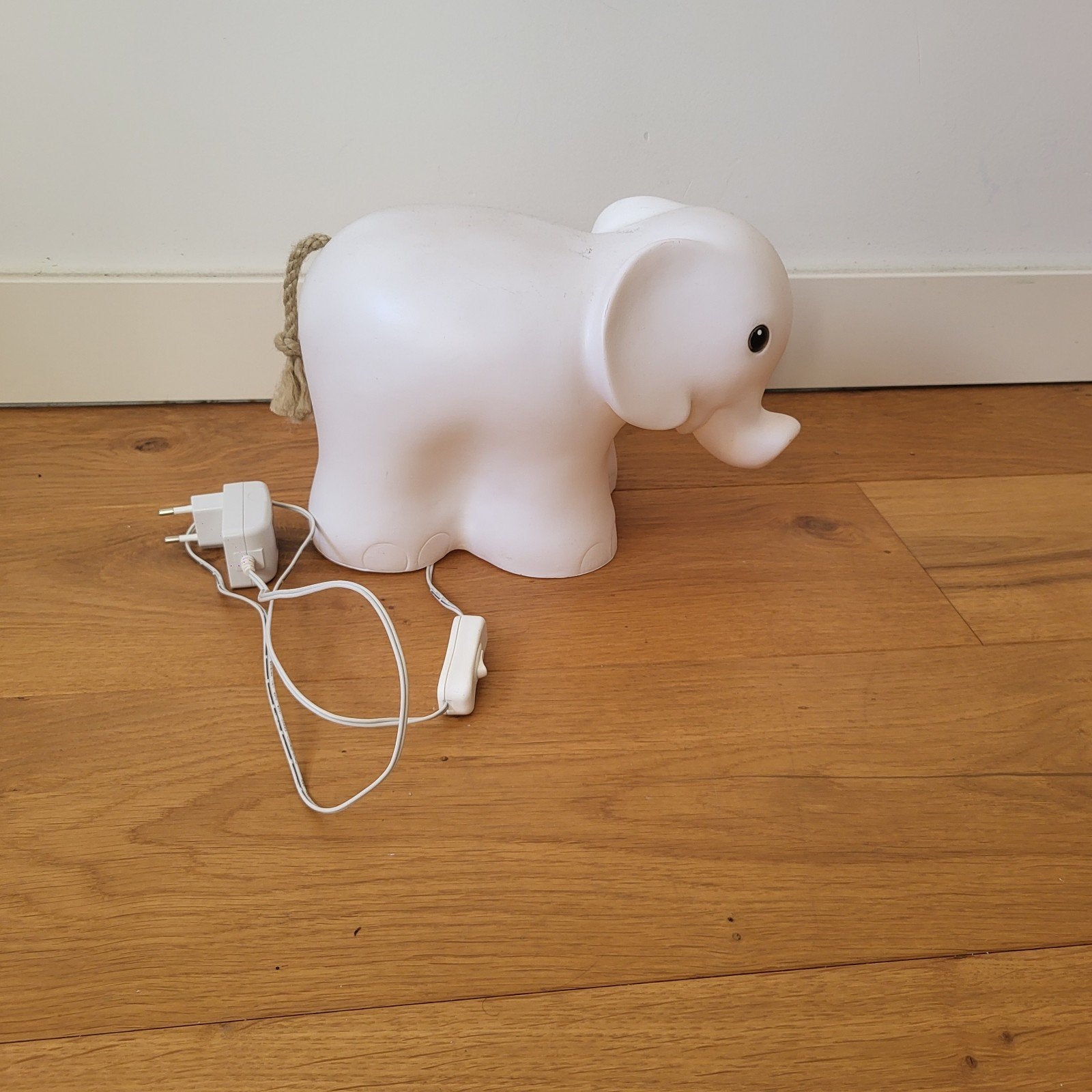 Heino olifant lamp, Ophalen, Zo goed als nieuw, Wit, Lamp