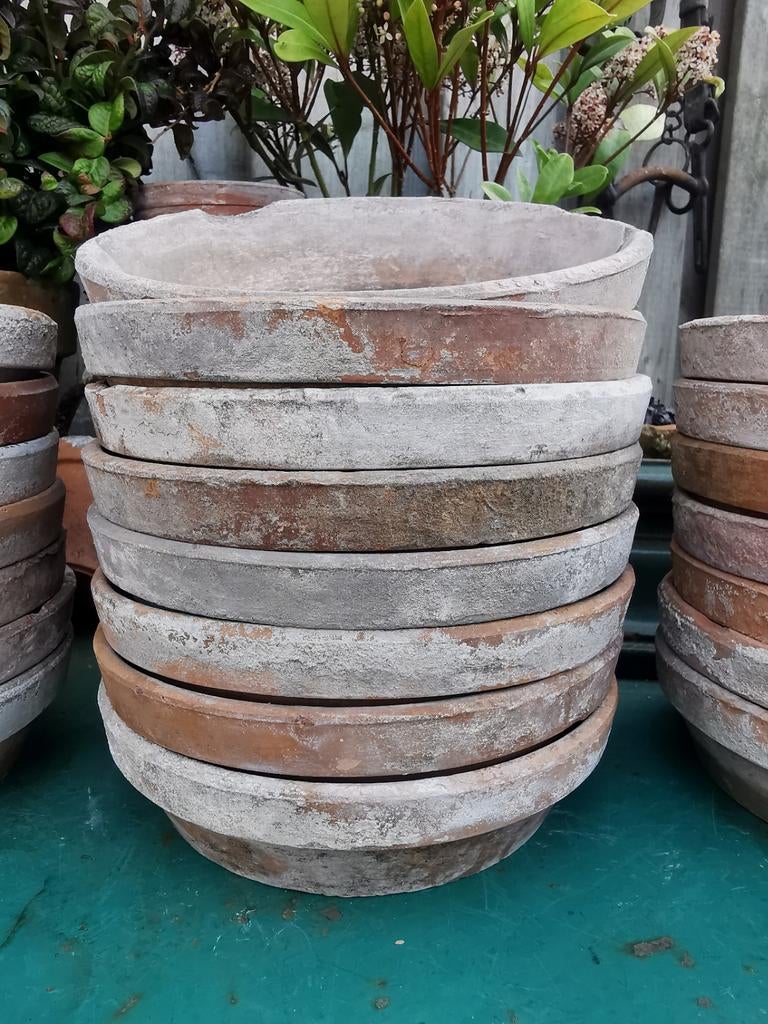 Terracotta schotels oude! 17,5/12,5, 2 soorten Miekje, Ophalen, Steen, ., Rond