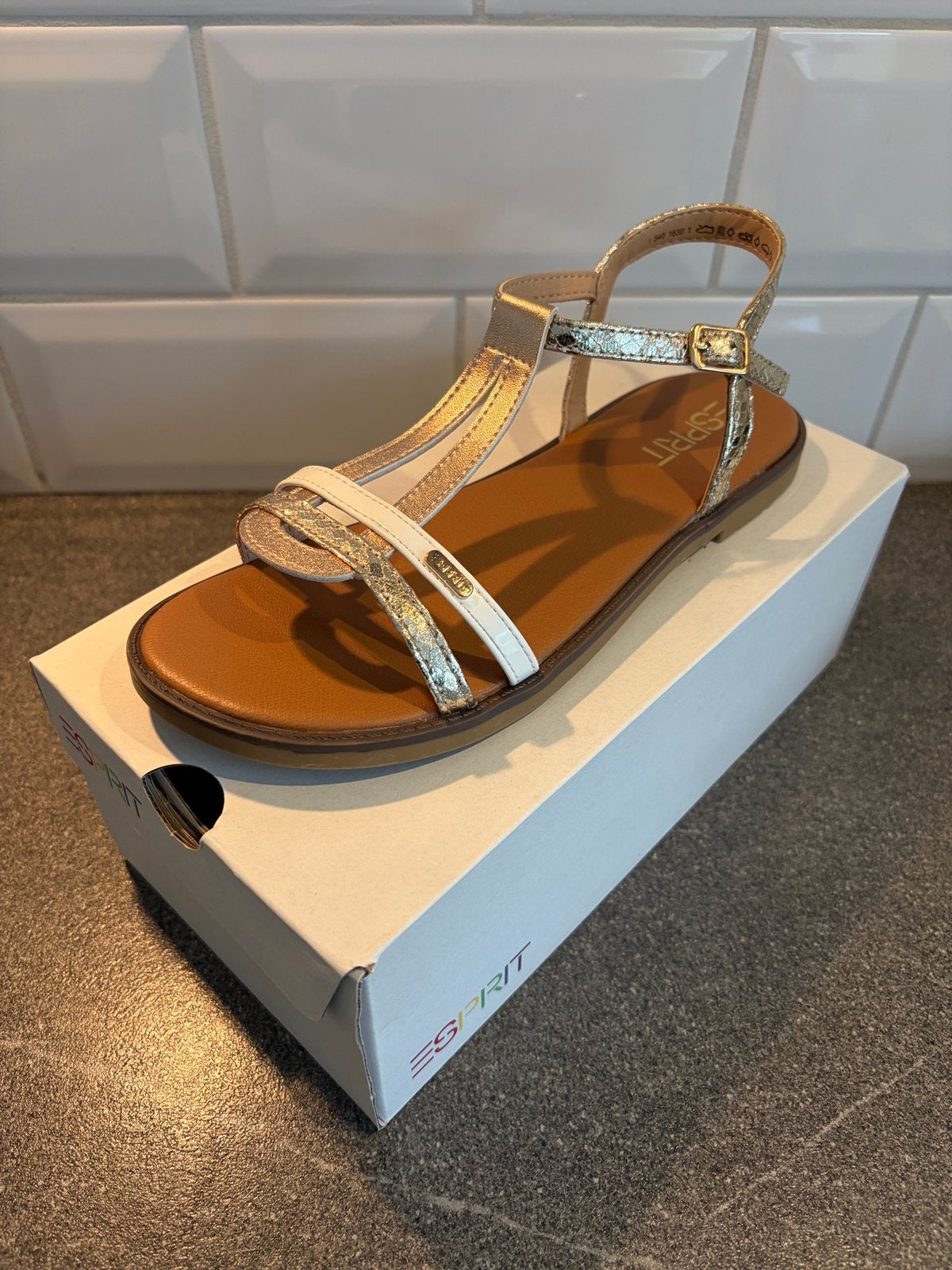 Sandalen esprit mt 36, Ophalen, Zo goed als nieuw, Meisje, Overige typen