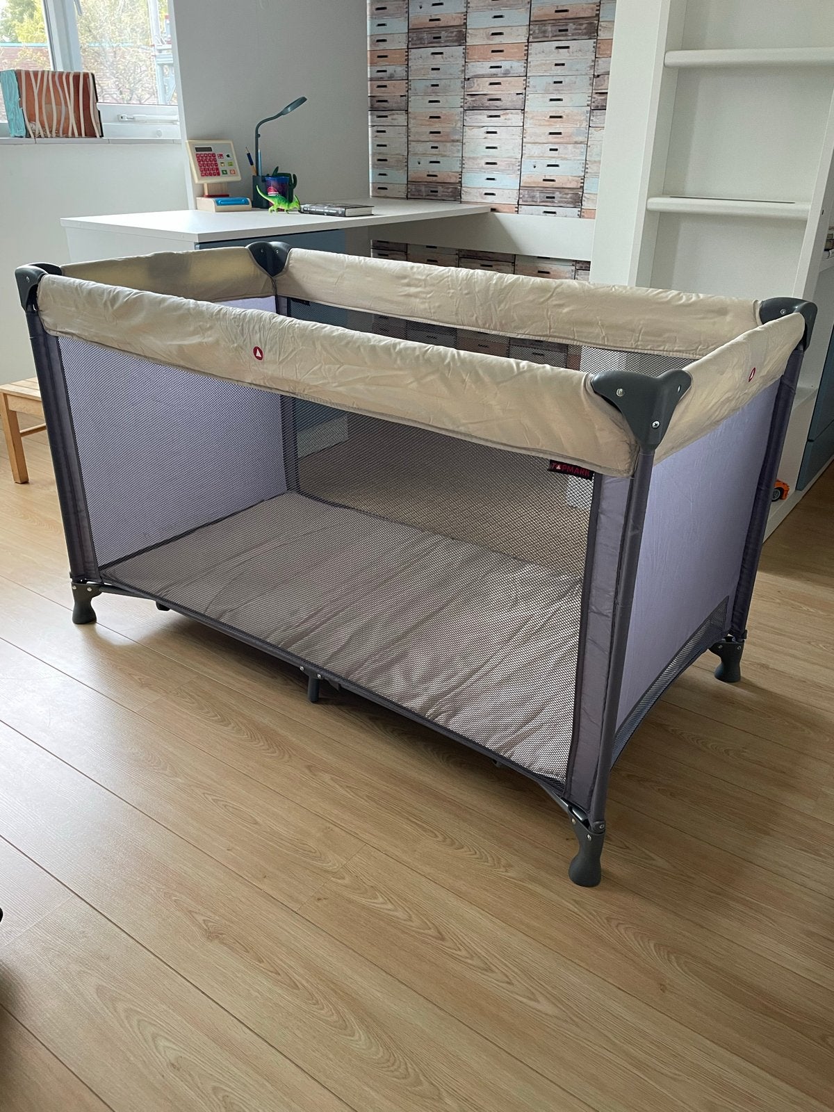 Topmark campingbedje - Grijs/Beige, Ophalen, Zo goed als nieuw, Rechthoekig