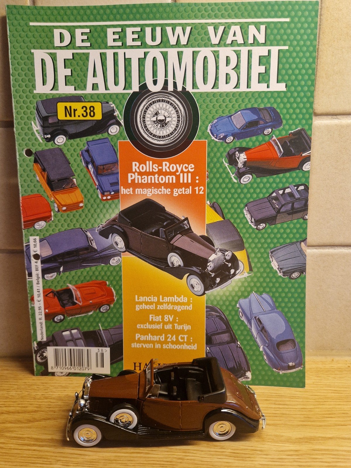 solido rolls royce phantom lll 1939 tijdschrift doosje, Ophalen of Verzenden, Zo goed als nieuw, Auto, Solido