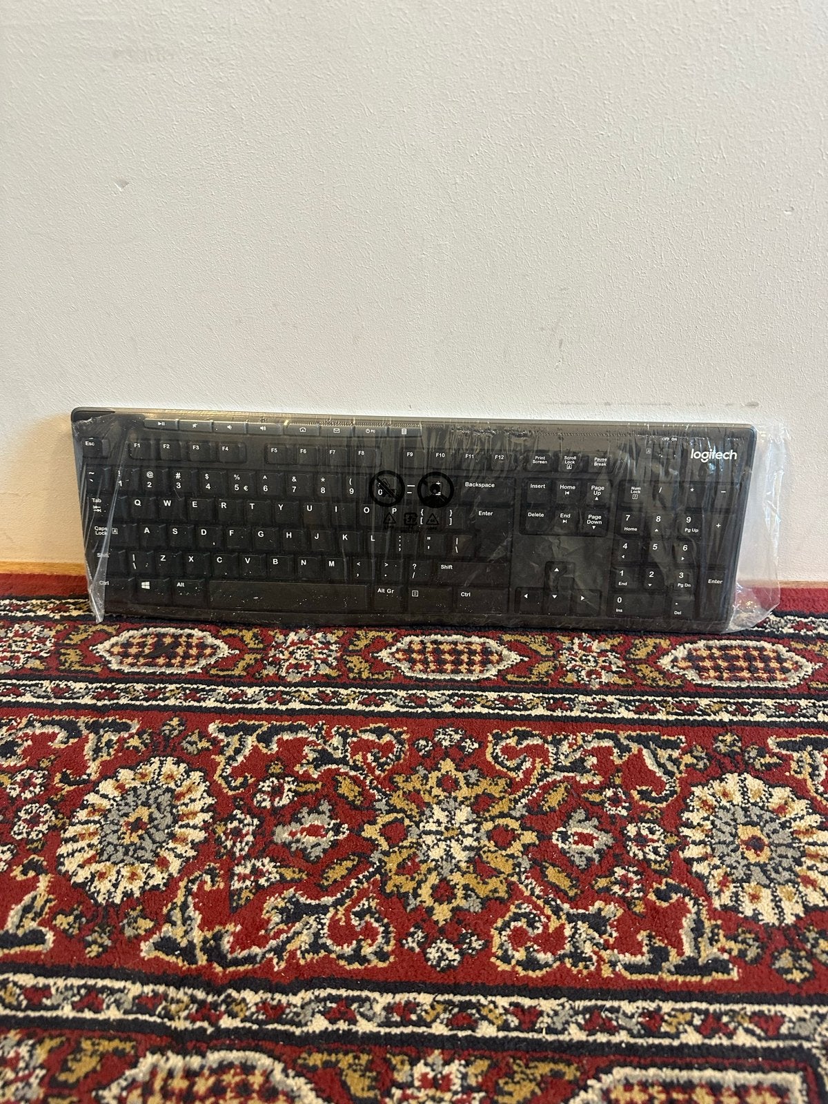 Logitech MK235 draadloos toetsenbord (alleen keyboard), Computers en Software, Draadloze ontvanger, Ophalen of Verzenden, Zo goed als nieuw