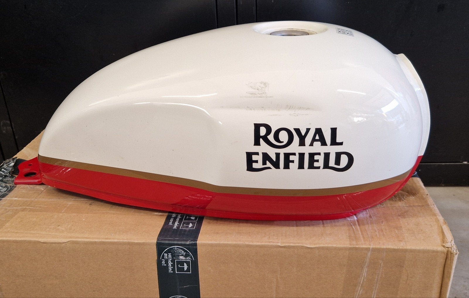 Brandstoftank Royal Enfield Interceptor Baker Express, Ophalen of Verzenden, Gebruikt