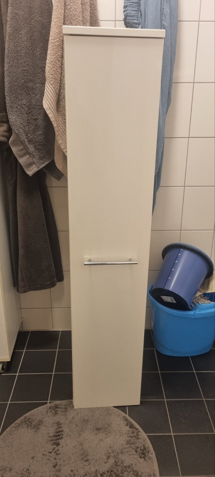 Witte hoogglans badkamer hangkast - 123x25x27 cm, Huis en Inrichting, Ophalen