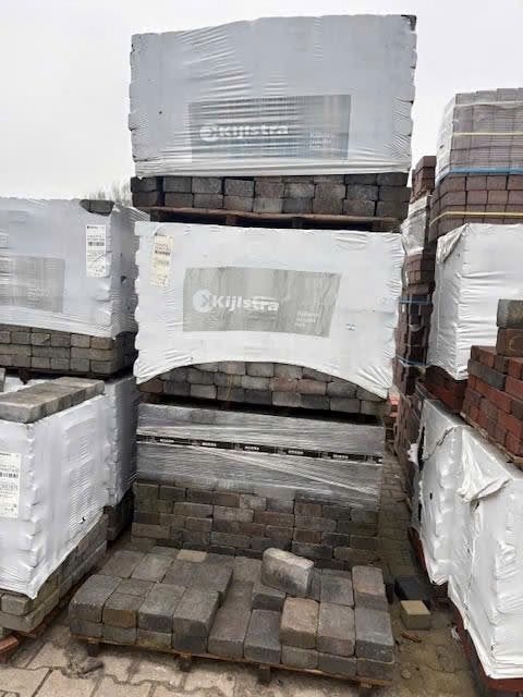 antieke trommel beton straatsteen 6 cm oud Dokkum, Ophalen of Verzenden, Beton, 10 m² of meer, Overige typen