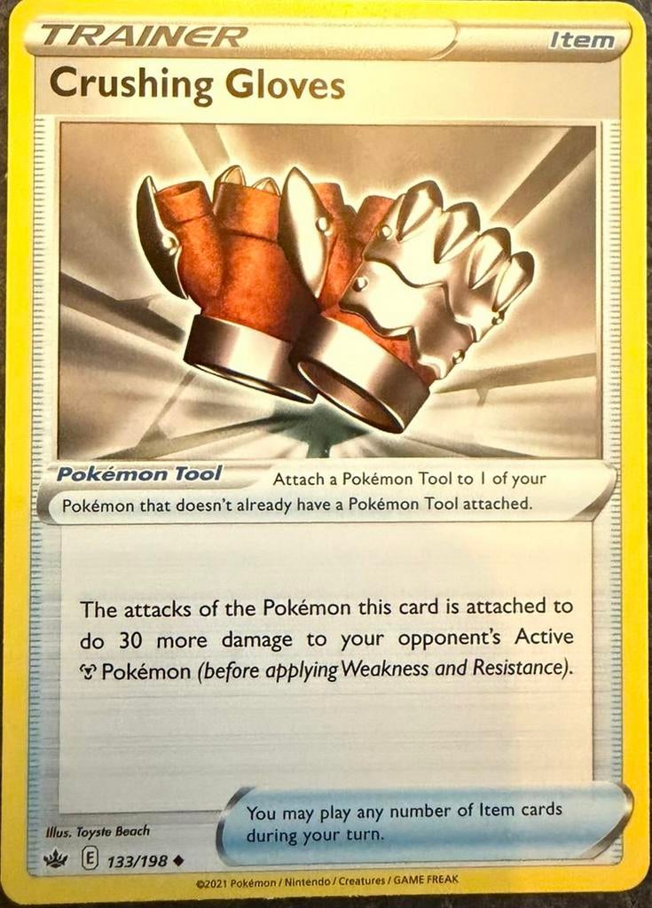Trainerkaart van Crushing Gloves • Chilling Reign (133/198), Verzenden, Nieuw, Losse kaart