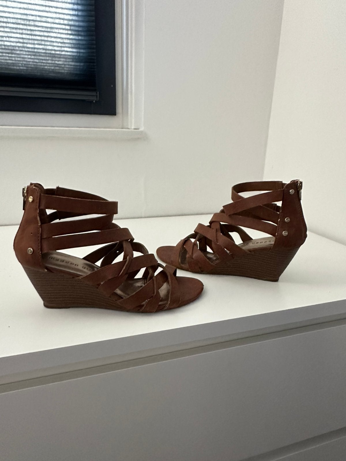 Mooie zomerschoenen met sleehak, maat 38, Bruin, Zo goed als nieuw, Sandalen of Muiltjes, Ophalen of Verzenden