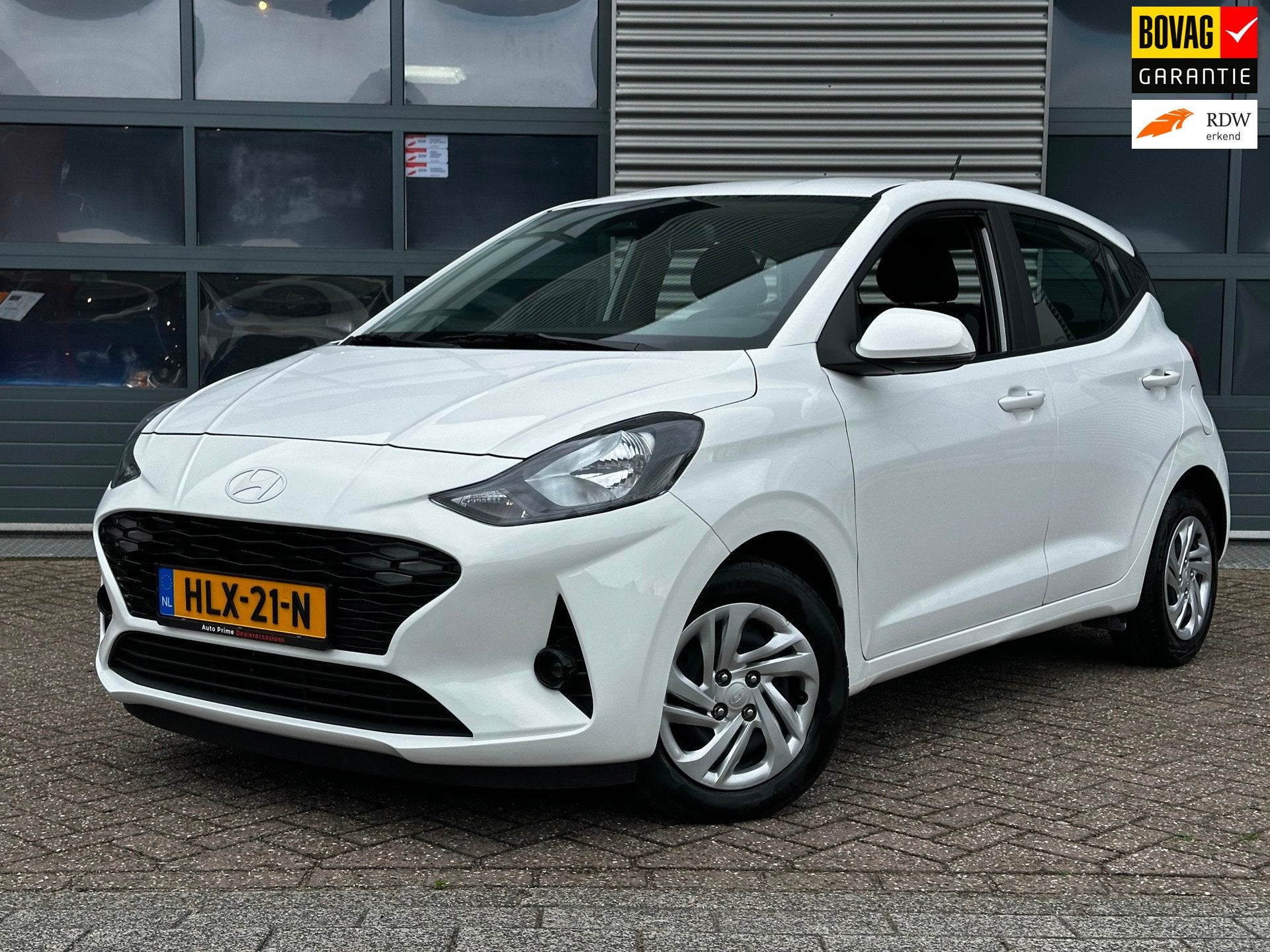 Hyundai I10 1.0 Premium 5-zits | CarPlay | CRUISECR | Camera, Auto's, Stof, 899 kg, Wit, Origineel Nederlands