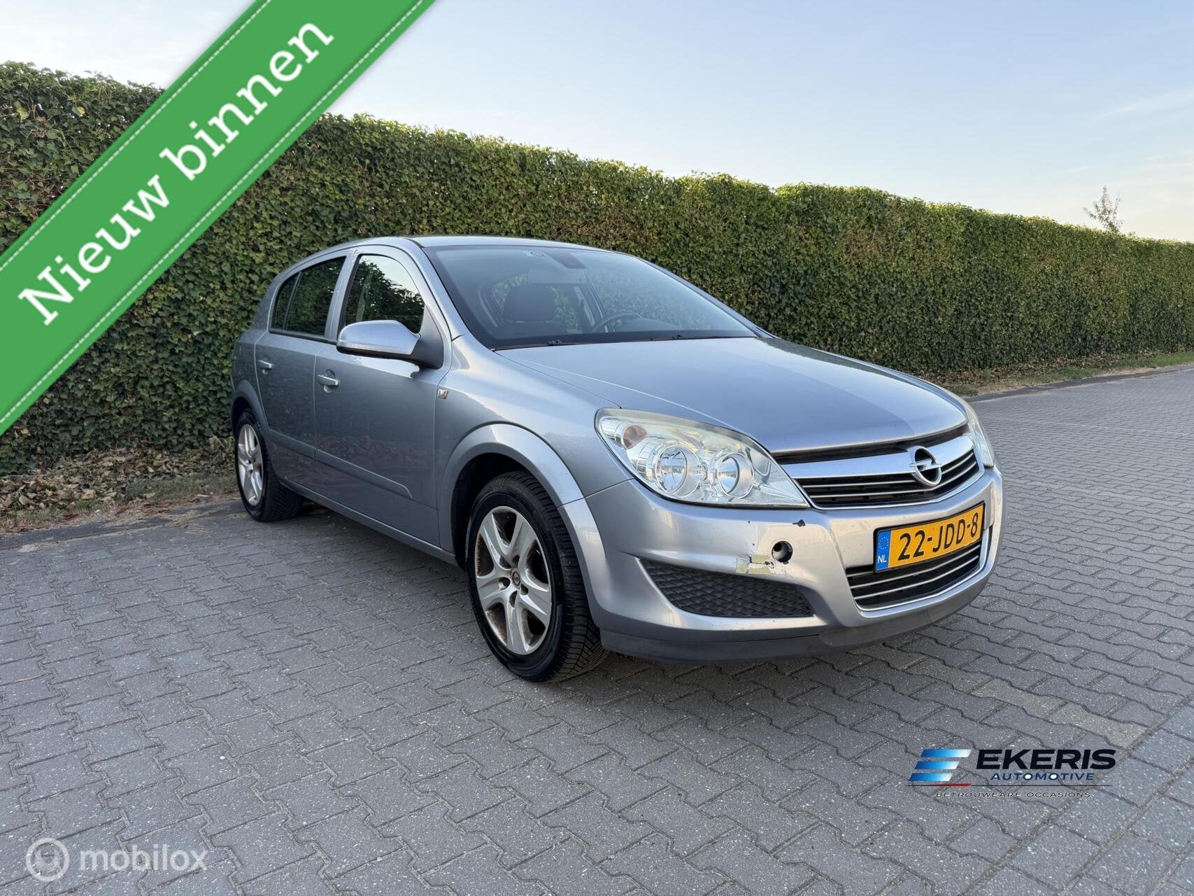 Opel Astra 1.8 Cosmo | Automaat | Cruise Control, Auto's, Opel, Gebruikt, Parkeersensor, 1796 cc, Origineel Nederlands