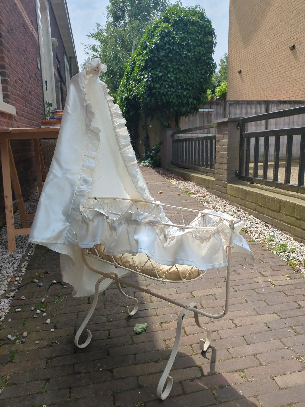 Vintage Wieg met Hemel en Onderstel, Kinderen en Baby's, Babywiegjes en Ledikanten, Ophalen, Gebruikt, Wieg