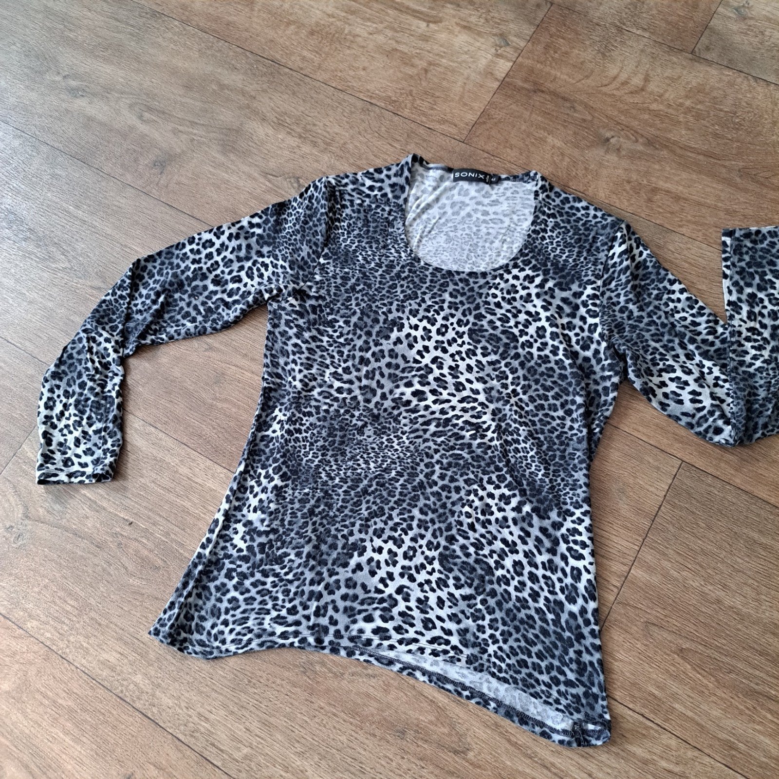 longsleeve grijs mt L, Kleding | Dames, Maat 42/44 (L), Ophalen of Verzenden, Zo goed als nieuw, Sonix