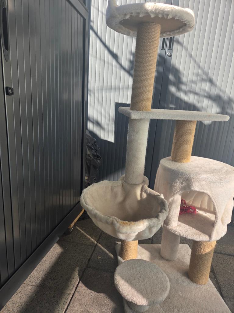 Katten krabpaal, Dieren en Toebehoren, Kattenspeelgoed, Ophalen of Verzenden, Zo goed als nieuw, Overig speelgoed