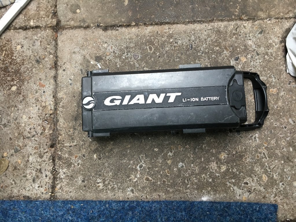 Nog goed Giant accu 26V 5 pins, ook 36V, interesse, Ophalen, Gebruikt