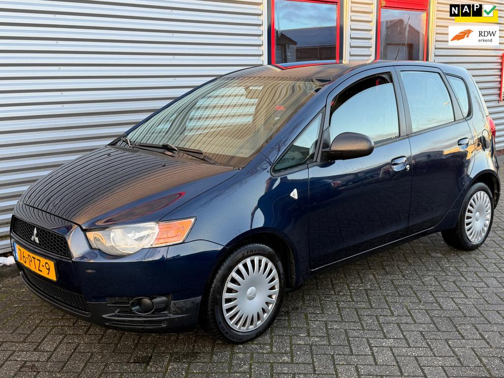 Mitsubishi Colt 1.1 Edition One 5 Deurs Airco 14-1-2027 APK, Euro 5, Gebruikt, Metallic lak, Blauw