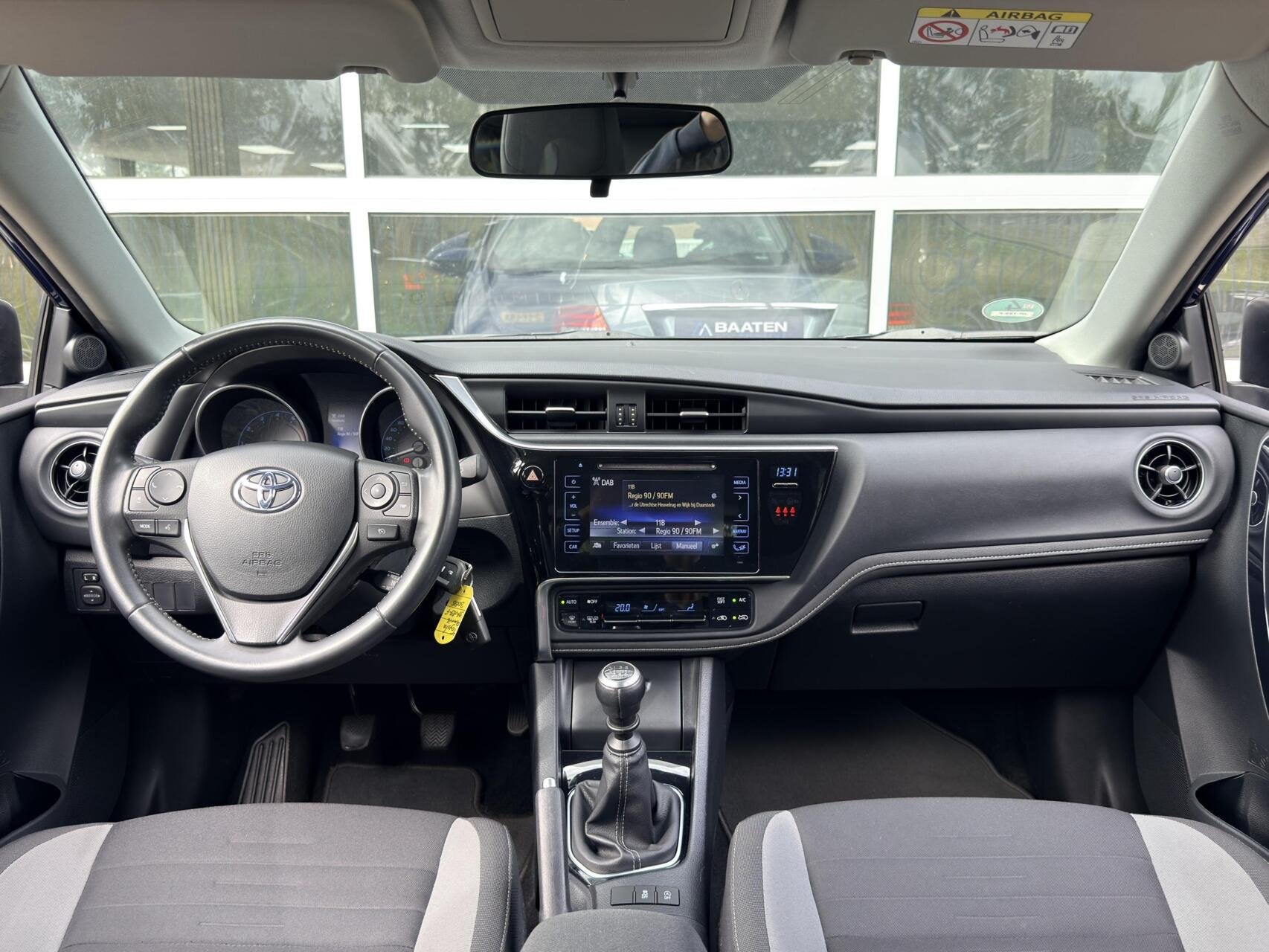 Toyota Auris 1.2T Aspiration |Trekhaak|Camera|Cruise|Climate, 450 kg, Euro 6, 4 cilinders, 1165 kg