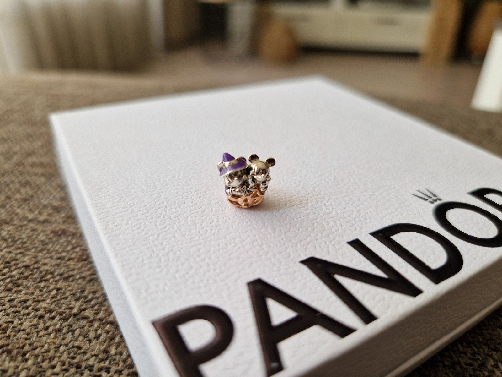 Pandora Disney Mickey & Minnie op pompoen (origineel), Ophalen of Verzenden, Zo goed als nieuw, Zilver, Pandora