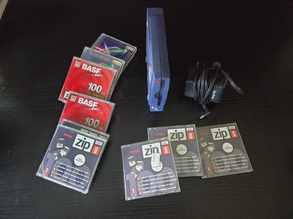 Iomega Zip Drive met 100MB Zip Disks - Vintage Opslag, Ophalen, Gebruikt, MacOS, Extern