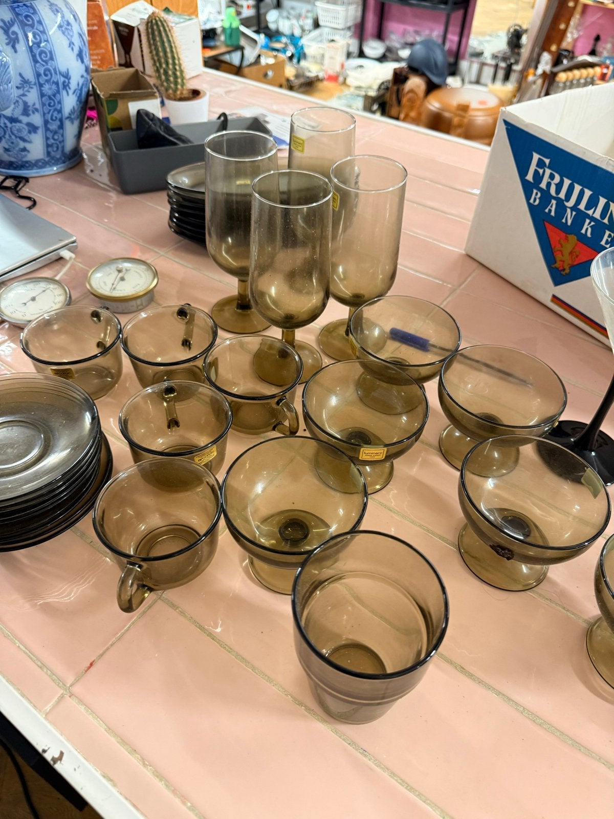 Vintage Luminarc Rookglas Servies Set -, Antiek en Kunst, Antiek | Glas en Kristal, Ophalen