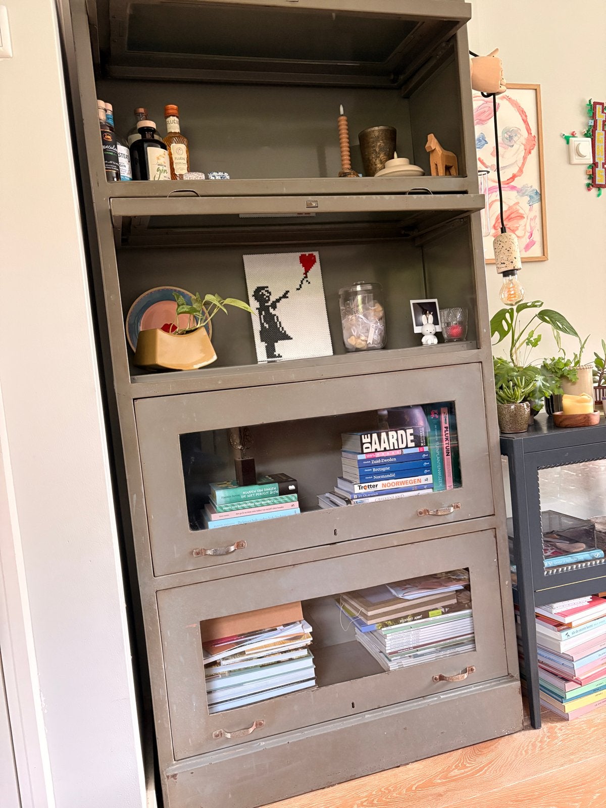Stalen Vitrine Apothekerskast - Vintage Industrieel Design, Huis en Inrichting, Ophalen, Gebruikt