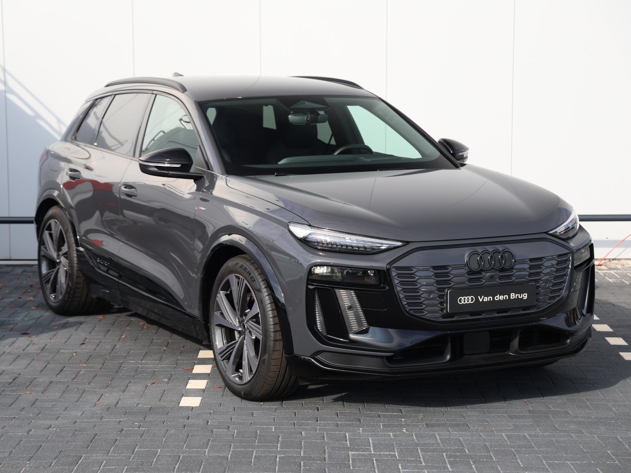 Audi Q6 e-tron S edition performance 100 kWh | Luchtvering |, Auto's, Automaat, Gebruikt, 100 kWh, 2000 kg