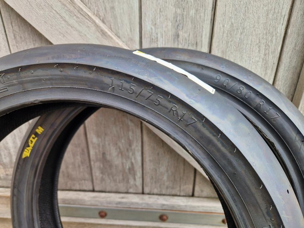 Nieuwe set PMT slicks Moto3 banden, Ophalen of Verzenden, Nieuw