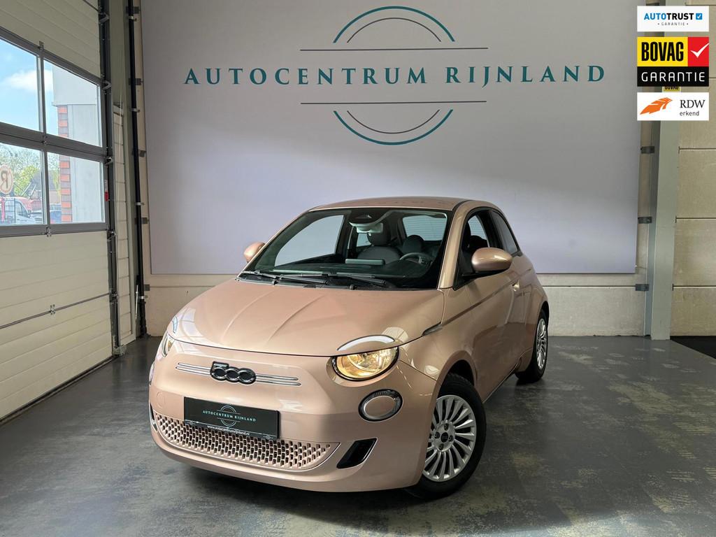 Fiat 500 E Urban 42 kWh, Carplay, Cruise Control, Auto's, Stof, Overige kleuren, 4 stoelen, 329 km