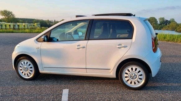 Volkswagen High up! PANO/ STOELVERWAR 1.0/75PK 5DRS 2013 Wit, Auto's, Volkswagen, 74 pk, Up!, 4 stoelen, Wit