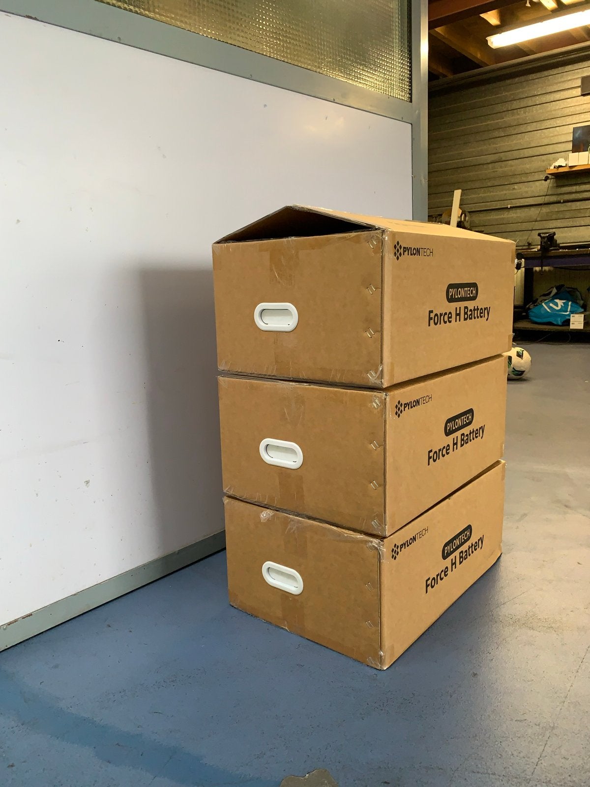 Stevige dozen kunstofhandvaten 60x38x17+ €2 incl. statiegeld, Doe-het-zelf en Verbouw, Kratten en Dozen, Ophalen, 40 tot 60 cm