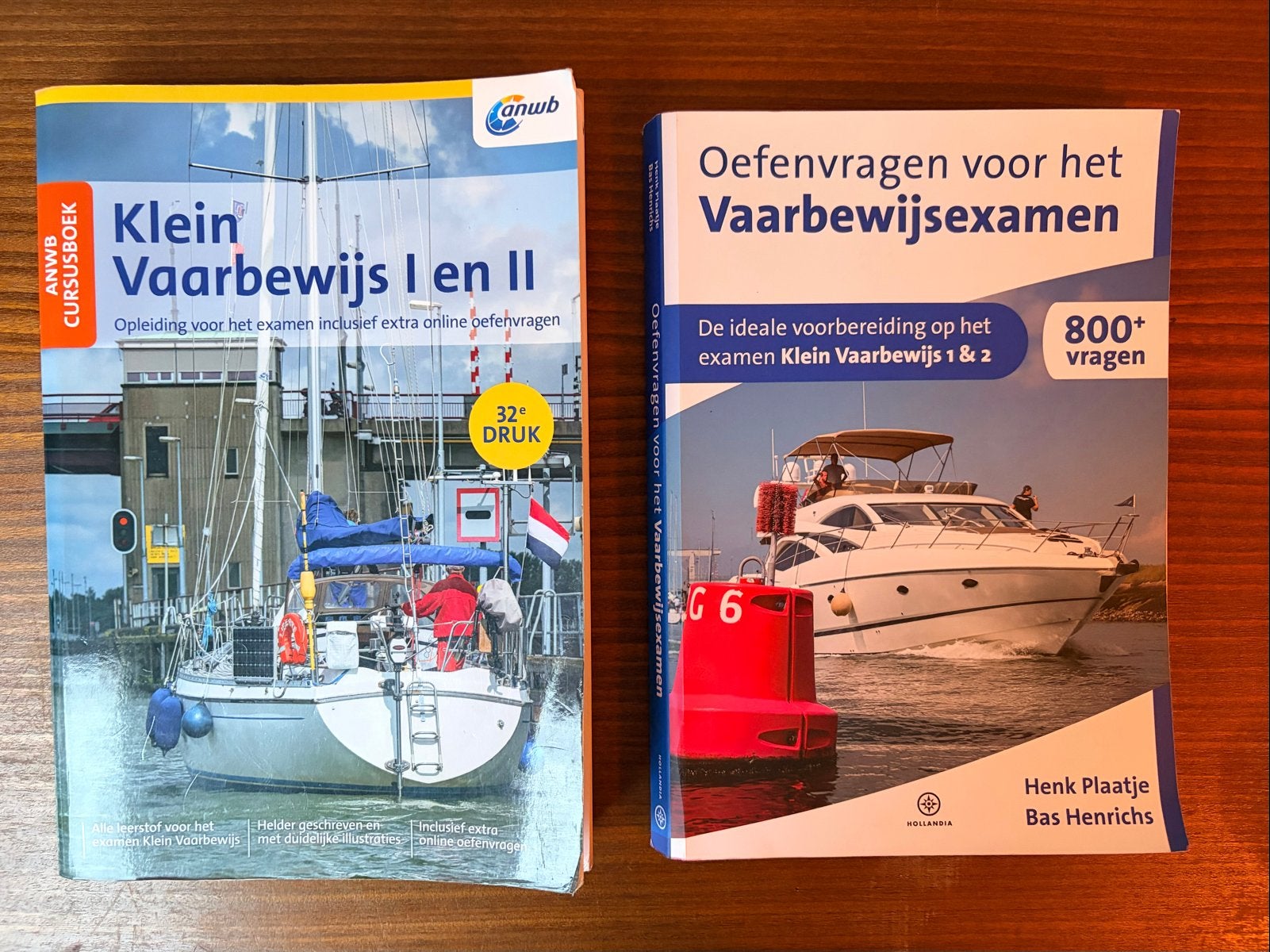 Complete set Vaarbewijs 1&2: Theorieboek, oefenvragen, plott, Boeken, Studieboeken en Cursussen, Ophalen of Verzenden, Zo goed als nieuw