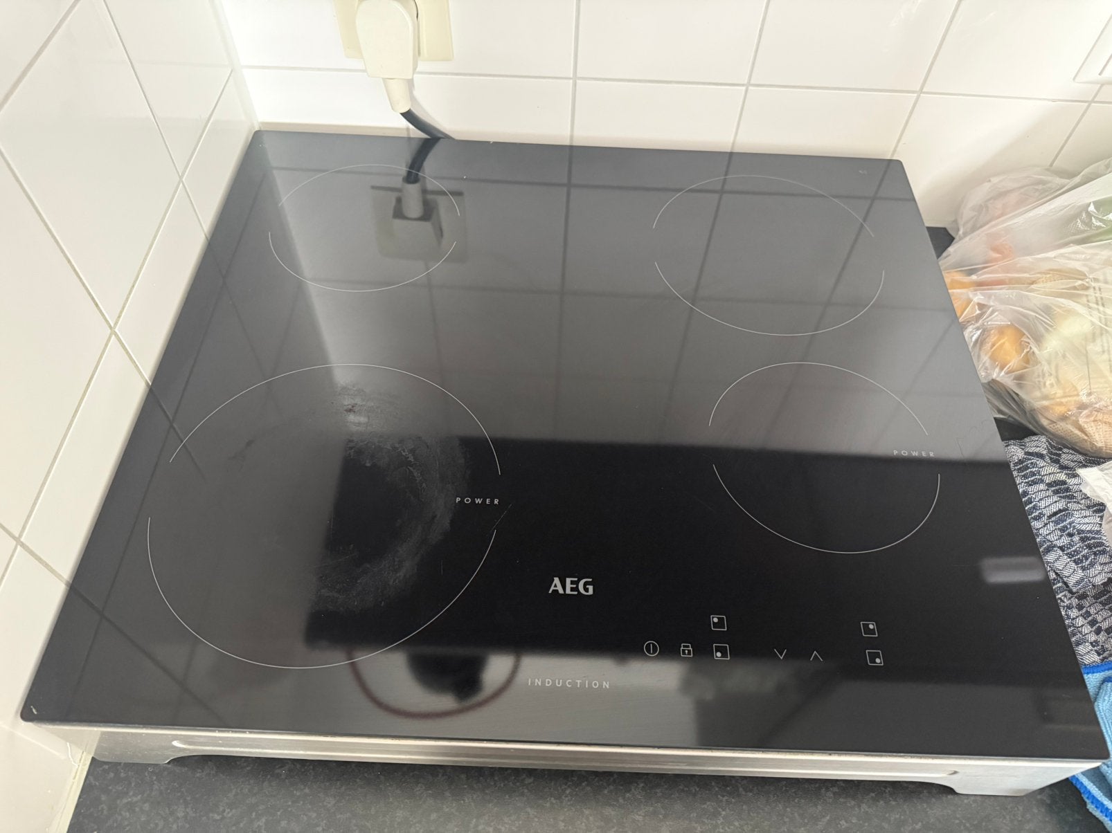 Mooie aeg kookplaat, Ophalen, 4 kookzones, Zo goed als nieuw, Inbouw