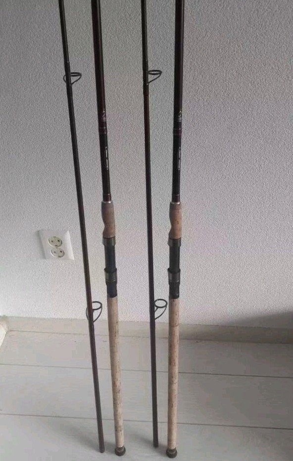 2x Shimano Beastmaster 2.75 lb hengels met Nash foudraal, Watersport en Boten, Hengelsport | Karpervissen, Ophalen, Gebruikt, Complete set