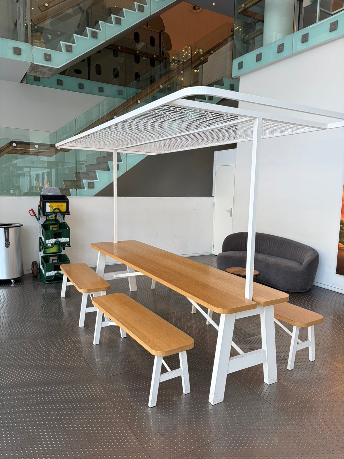 Grote tafel met rek zonder banken, Ophalen, Gebruikt, 200 cm of meer, 50 tot 100 cm
