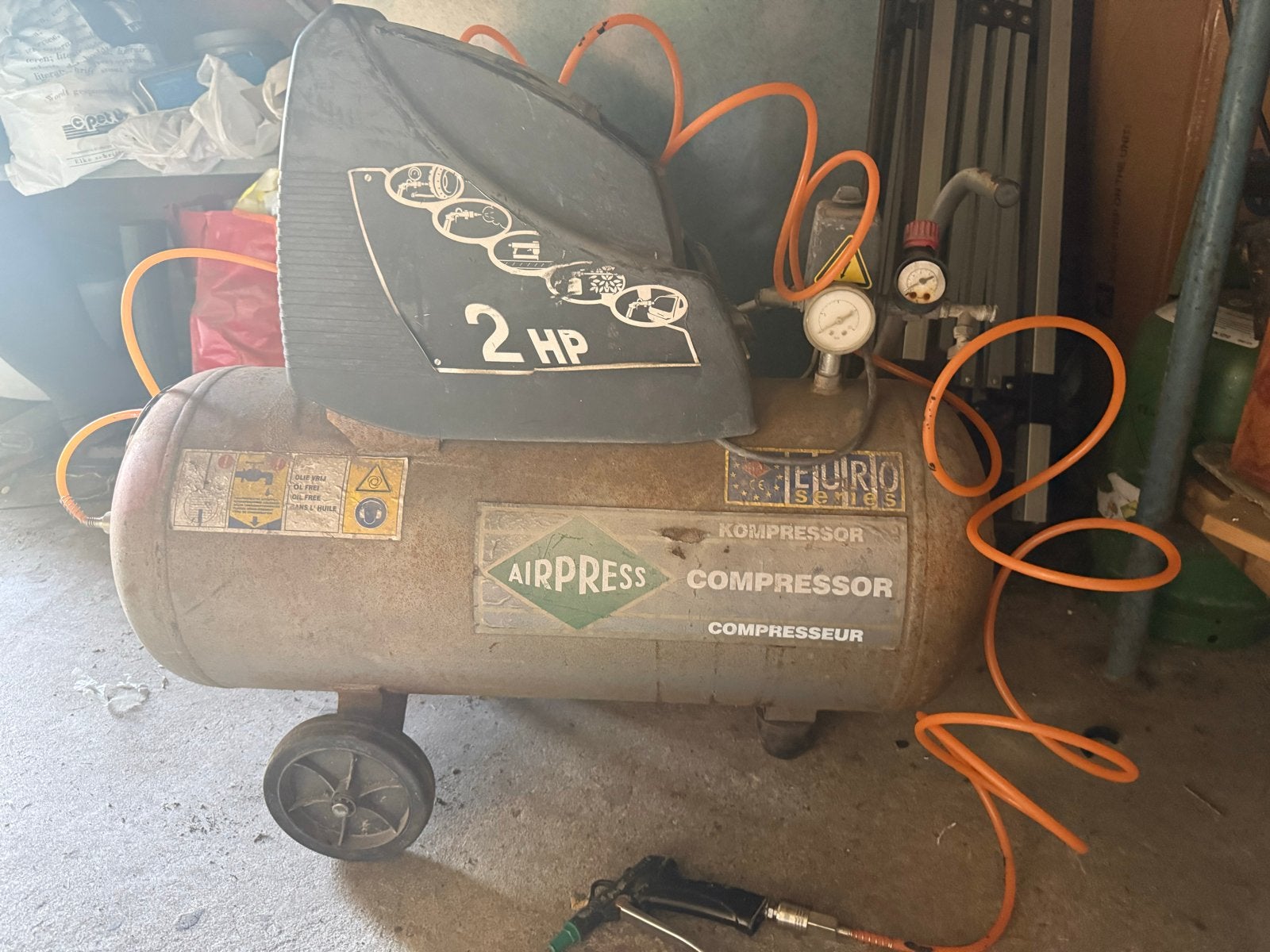 Airpress Compressor Euro Series 2 PK, Ophalen, Gebruikt, 6 tot 10 bar, 25 tot 100 liter