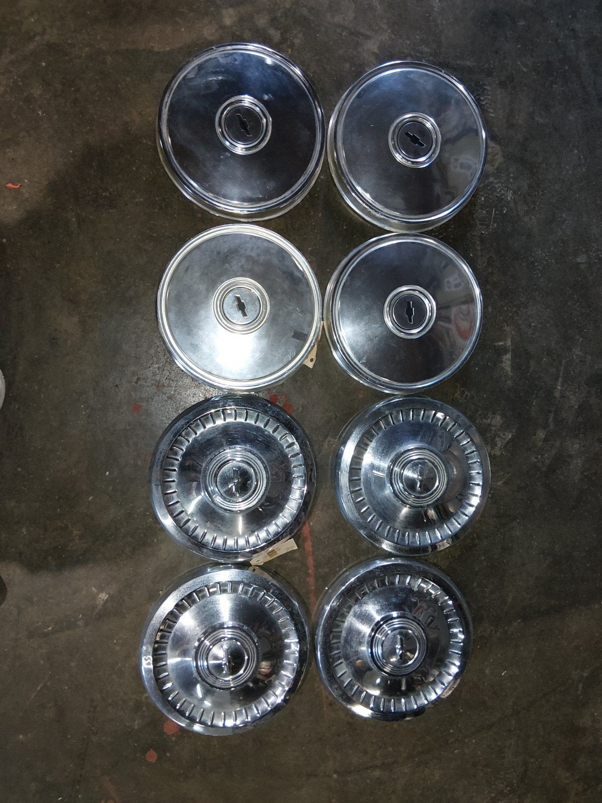 2 Sets Chevrolet GMC Dogdish wieldoppen V8 1960, Ophalen, Gebruikt
