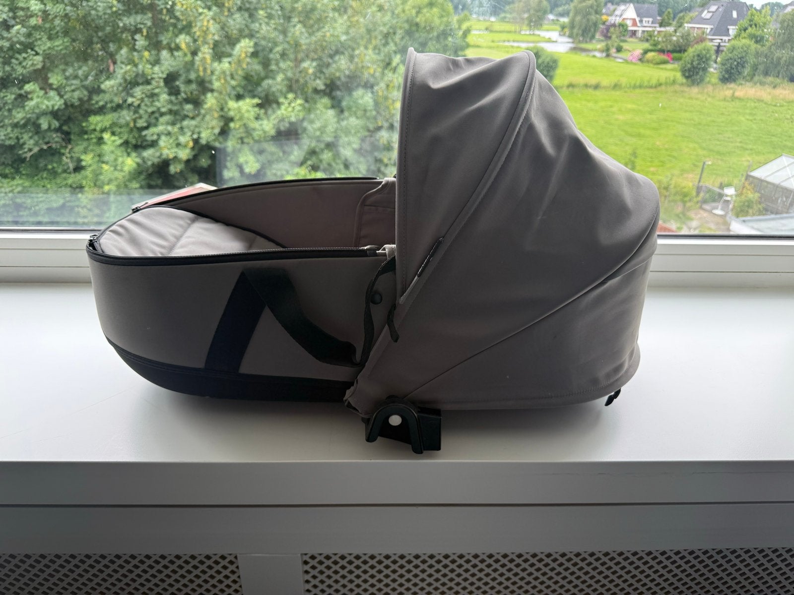 Babyzen YOYO reiswieg in goede staat, Zo goed als nieuw, Met reiswieg, Ophalen, Kinderwagen