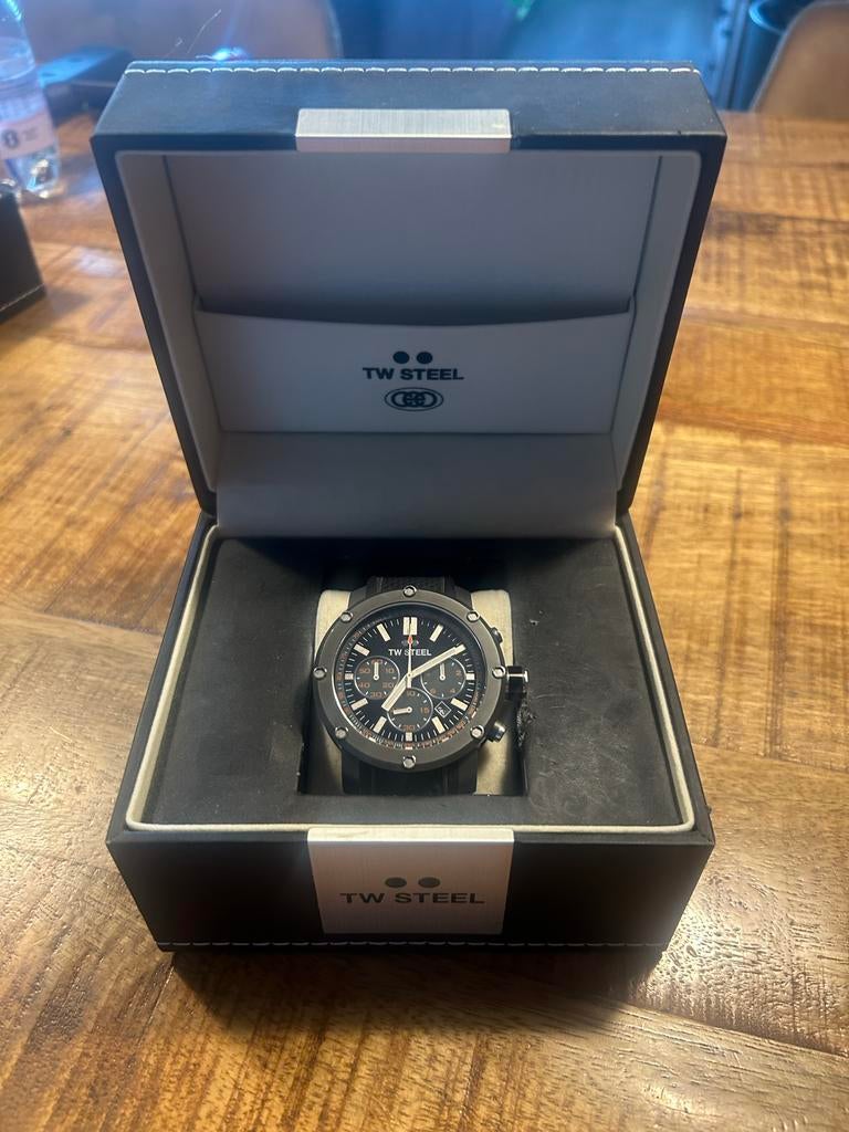 TW Steel TS4 Chronograaf 48mm - Zo goed als nieuw, Sieraden, Tassen en Uiterlijk, Horloges | Heren, Overige merken, Staal, Polshorloge