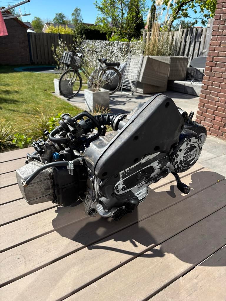 Vespa sprint motorblok (iget v3 e4), Fietsen en Brommers, Brommeronderdelen | Scooters, Ophalen, Gebruikt, Blok, Vespa