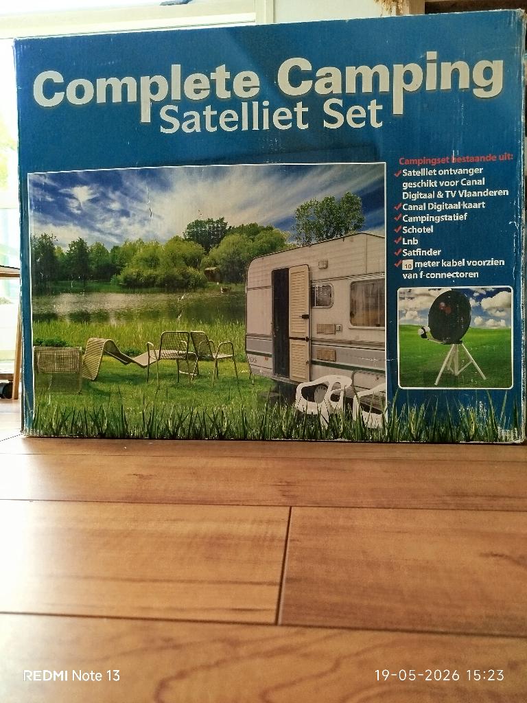 Complete Camping Satellietset + Televisie, Ophalen, Zo goed als nieuw